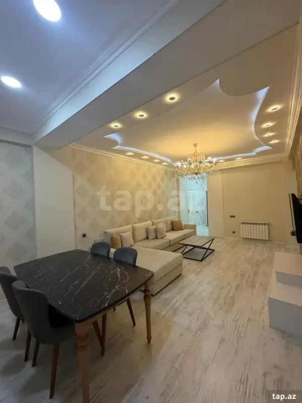 Satılır 2 otaqlı yeni tikili 74 m²