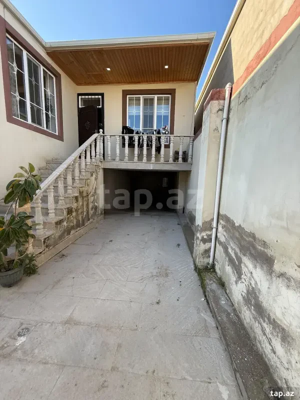 Satılır 3 otaqlı həyət evi 75 m²