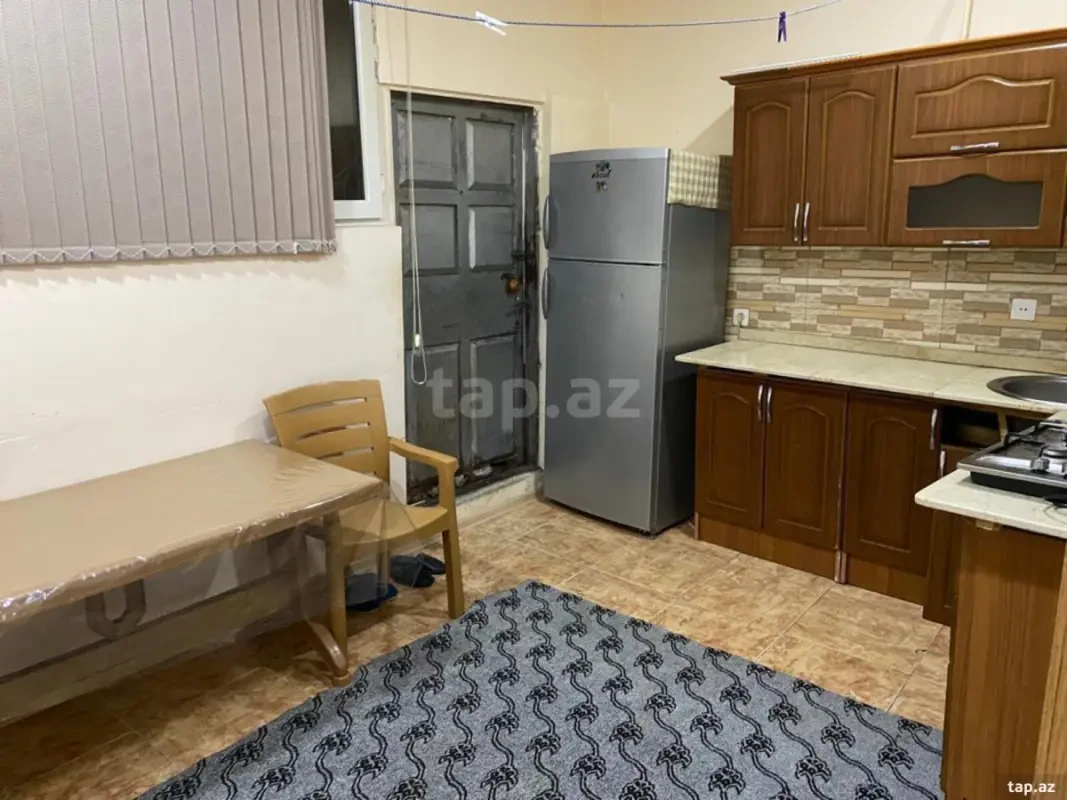Kirayə verilir 3 otaqlı həyət evi 66 m²