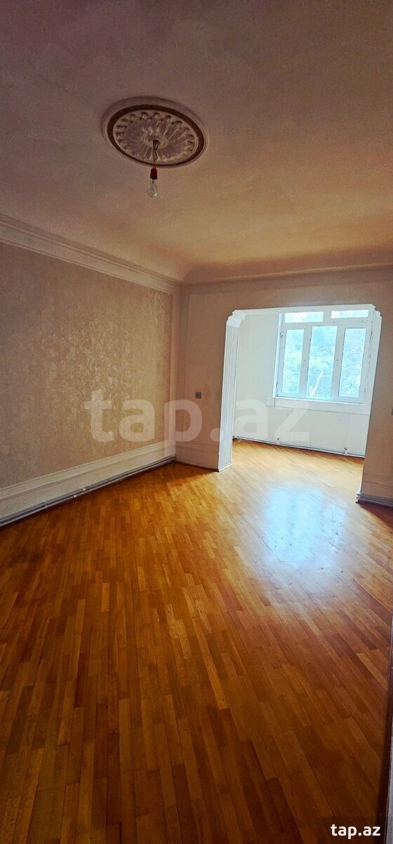 Satılır 3 otaqlı mənzil 73 m²