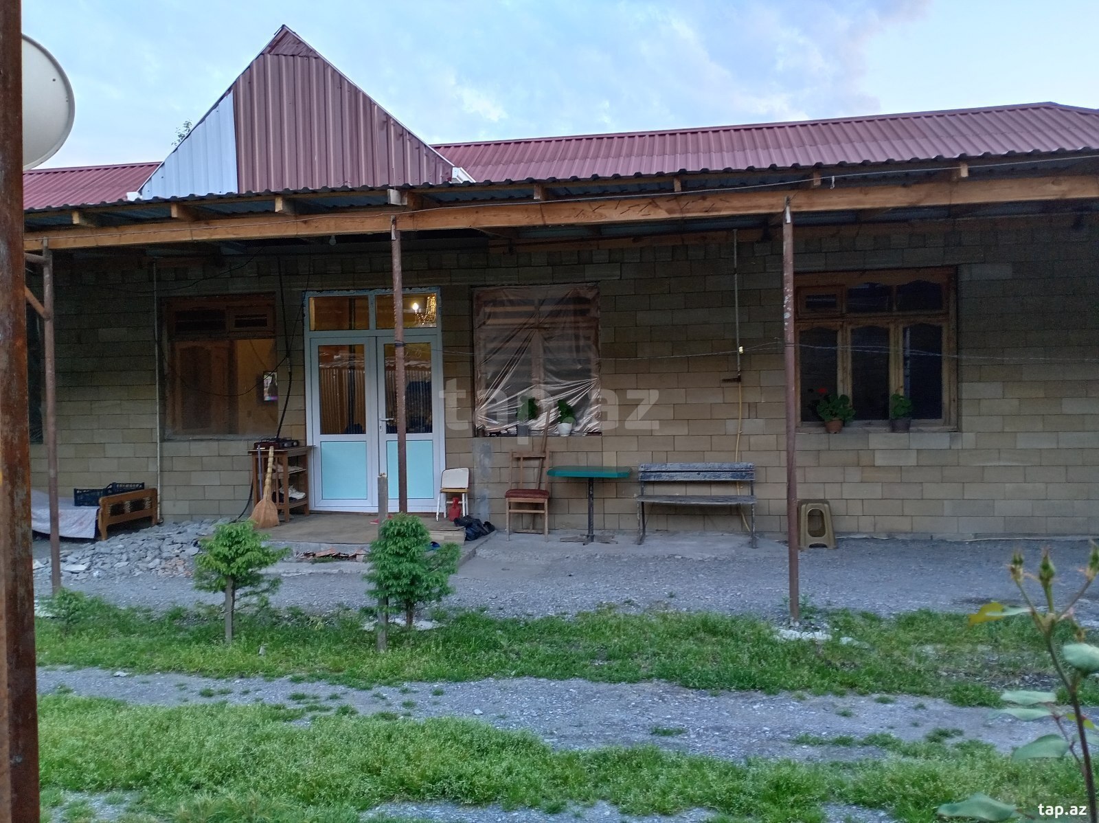 Satılır 3 otaqlı həyət evi 100 m²
