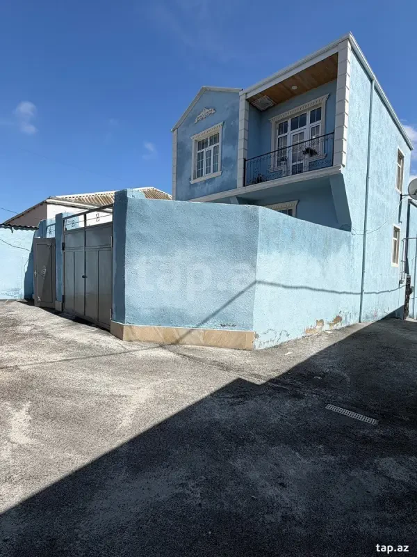 Satılır 4 otaqlı həyət evi 90 m²