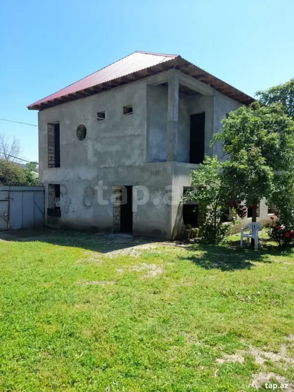 Satılır 6 otaqlı yeni tikili 300 m²