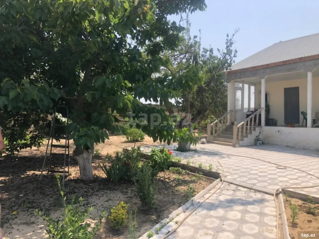 Kirayə verilir 3 otaqlı həyət evi 100 m²