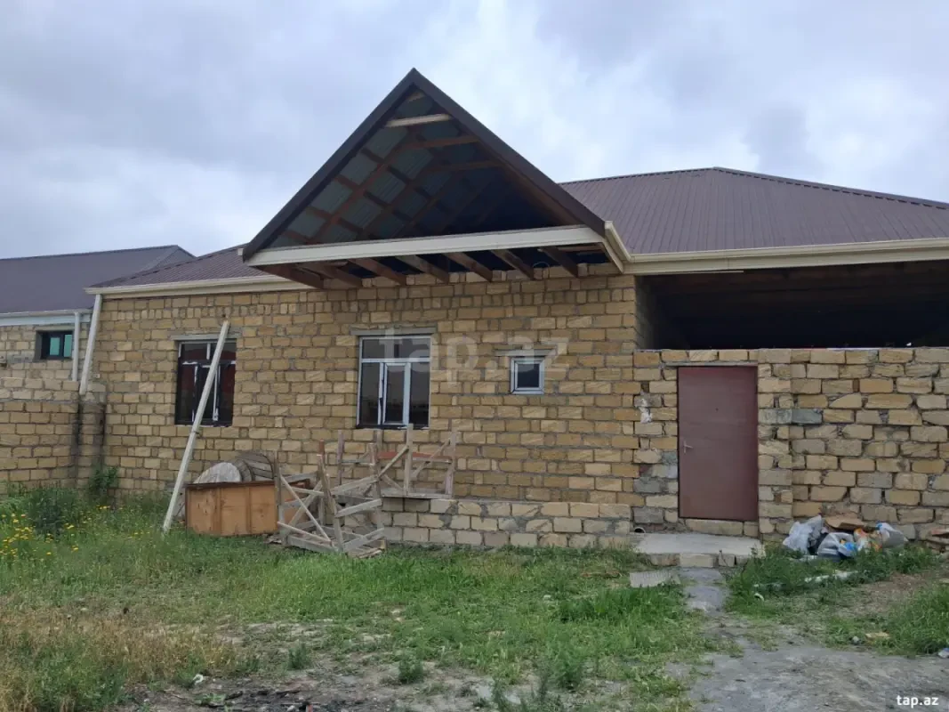 Satılır 3 otaqlı həyət evi 90 m²