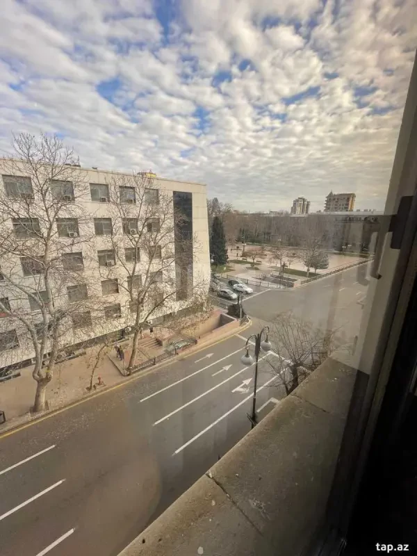 Kirayə verilir 3 otaqlı mənzil 81 m²