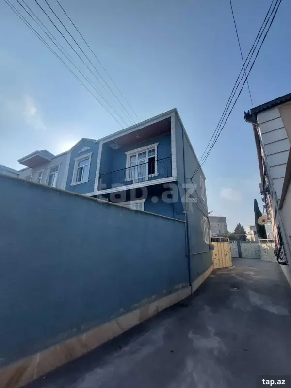 Satılır 4 otaqlı həyət evi 120 m²