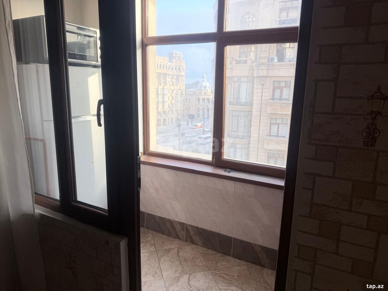 Kirayə verilir 2 otaqlı yeni tikili 79 m²