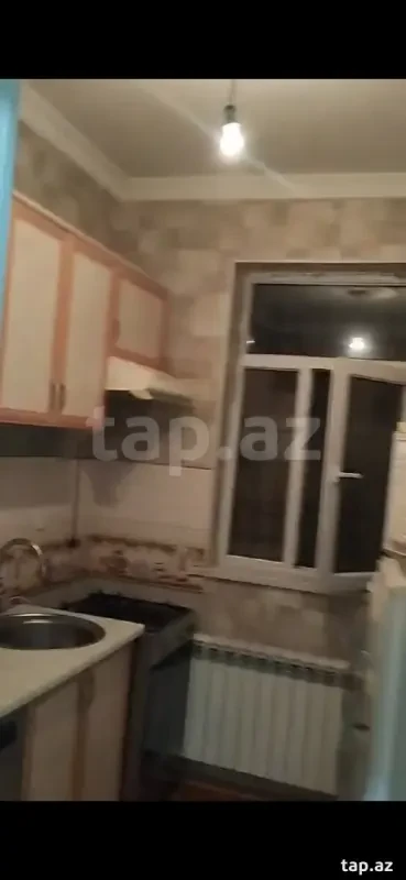 Kirayə verilir 2 otaqlı həyət evi 68 m²