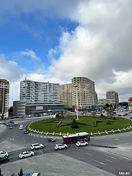Kirayə verilir 3 otaqlı yeni tikili 120 m² — Bakı 3 otaq 120.00 m²