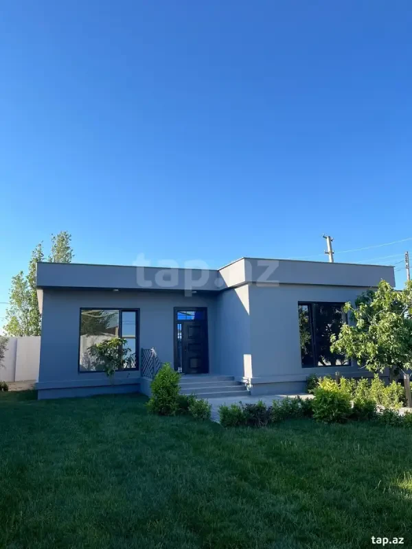 Satılır 5 otaqlı həyət evi 142 m²