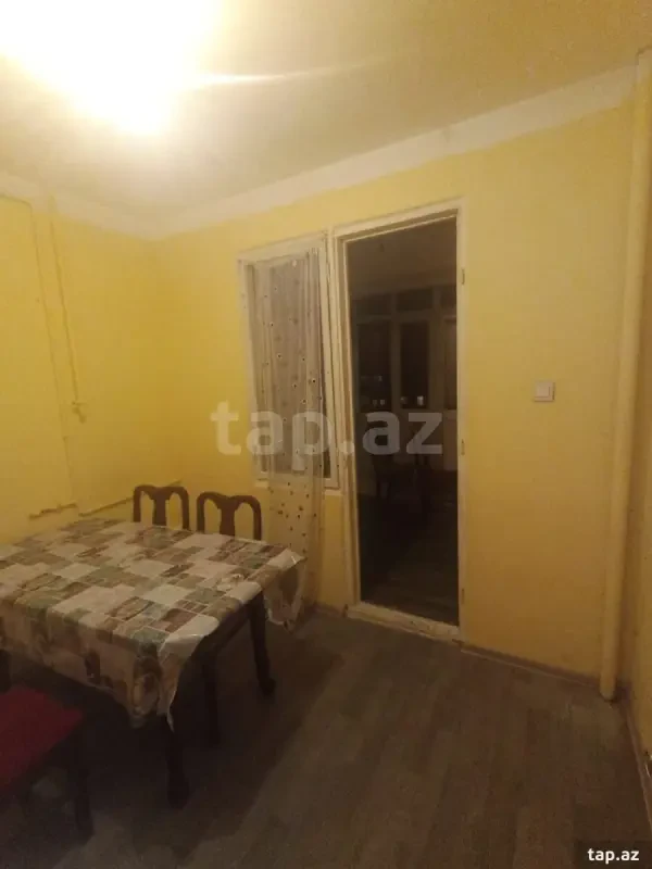 Kirayə verilir 2 otaqlı mənzil 70 m²