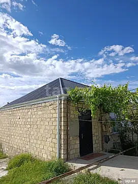 Satılır 7 otaqlı həyət evi 117 m² — Göygöl 7 otaq 117.00 m²