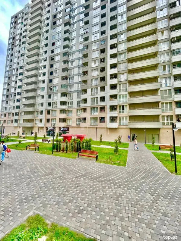 Kirayə verilir 2 otaqlı yeni tikili 70 m²