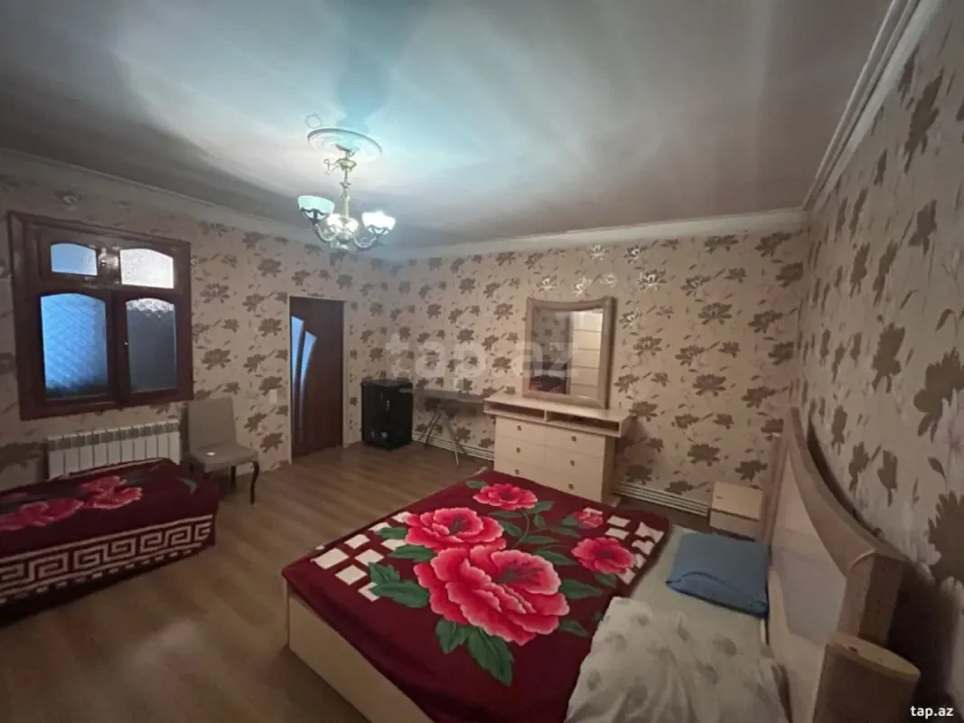 Kirayə verilir 2 otaqlı mənzil 94 m²