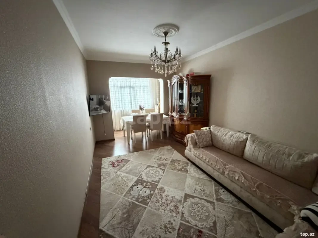 Satılır 2 otaqlı mənzil 60 m²