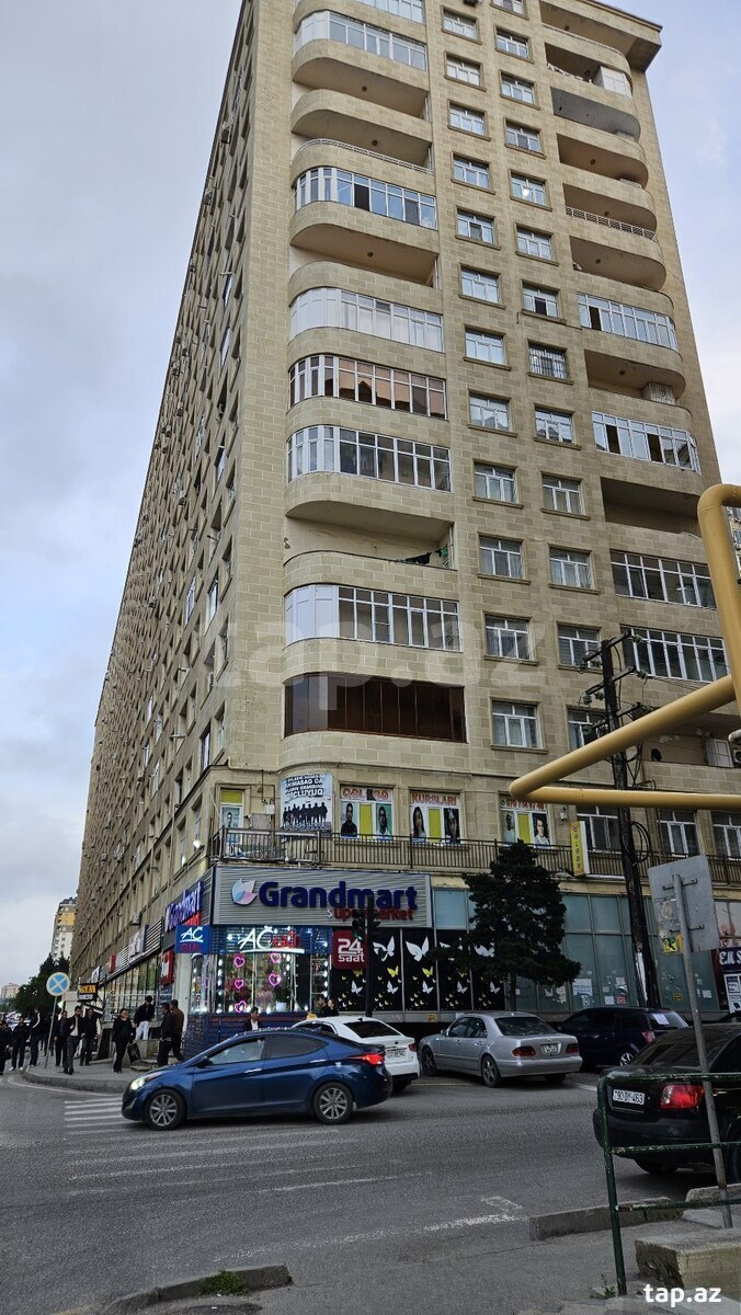 Kirayə verilir 3 otaqlı yeni tikili 100 m²