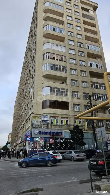 Kirayə verilir 3 otaqlı yeni tikili 100 m²