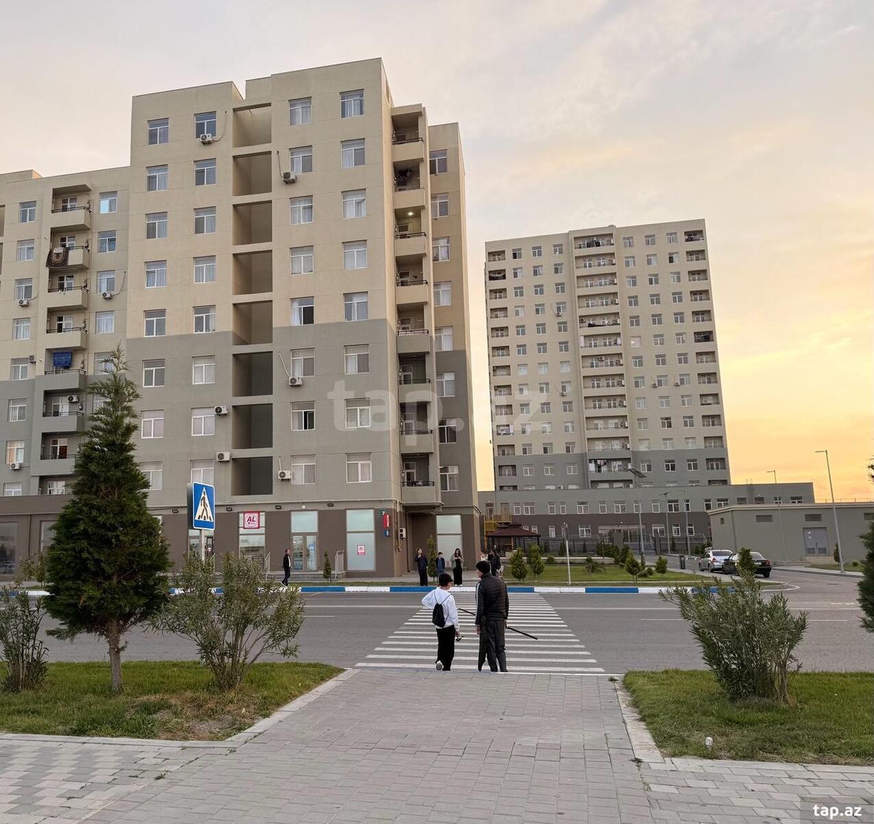 Kirayə verilir 2 otaqlı yeni tikili 65 m²