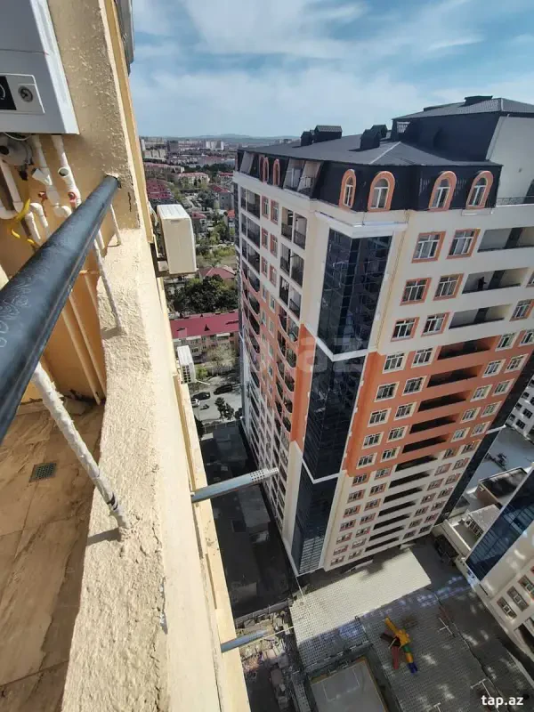 Satılır 2 otaqlı yeni tikili 62 m²