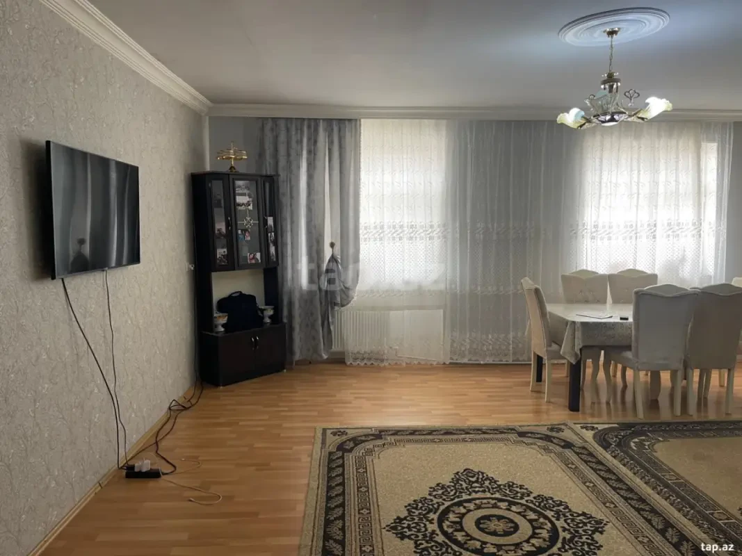 Satılır 4 otaqlı mənzil 75 m²