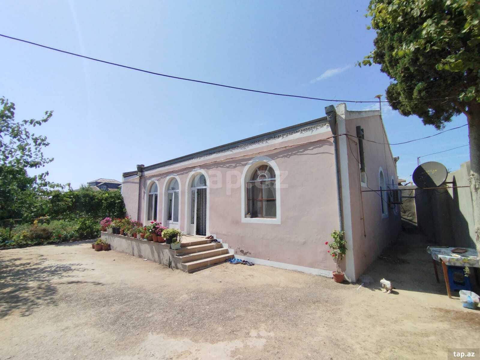 Satılır 3 otaqlı həyət evi 110 m²