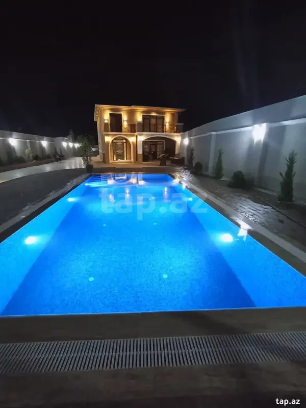 Satılır 5 otaqlı həyət evi 200 m²