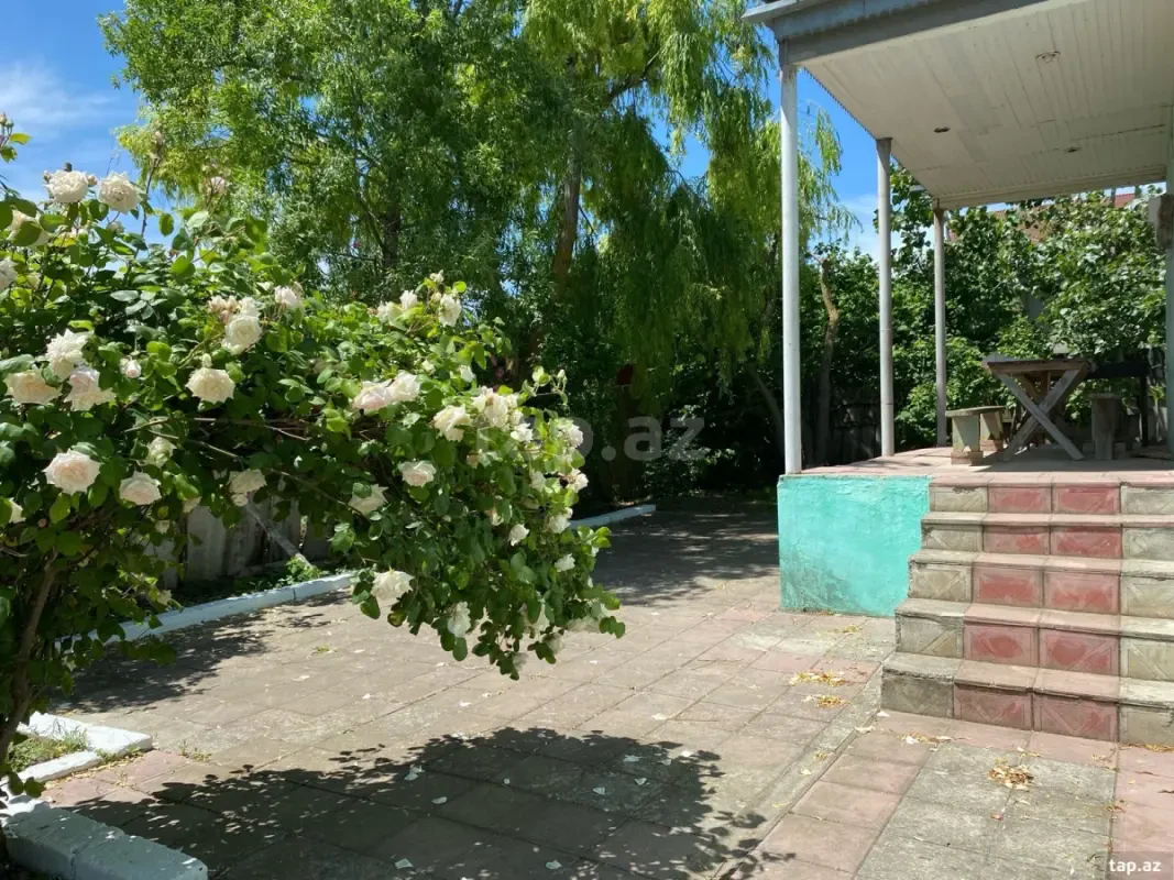 Kirayə verilir 3 otaqlı həyət evi 100 m²
