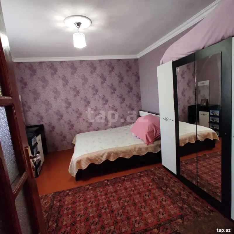 Satılır 4 otaqlı həyət evi 80 m²