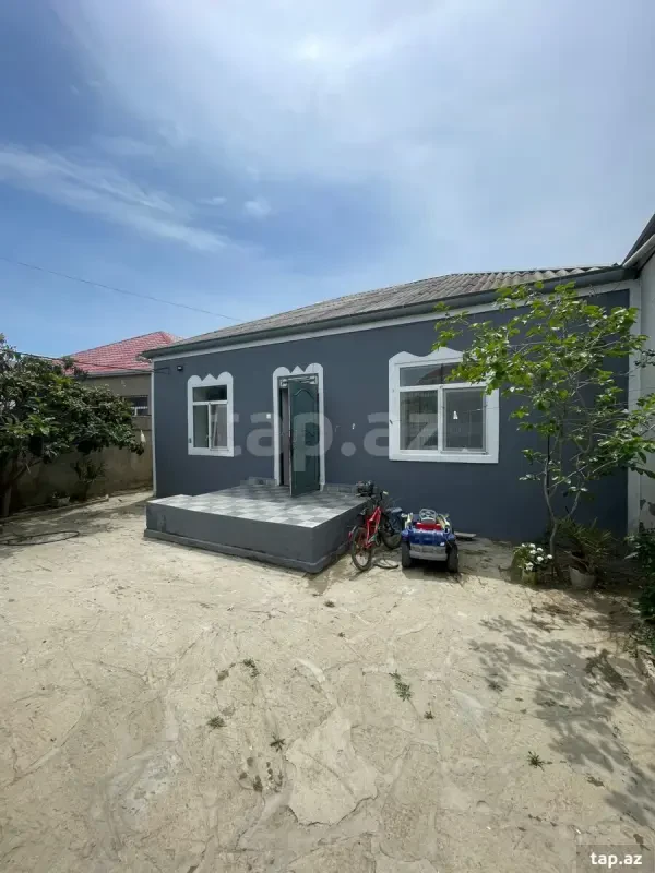 Satılır 3 otaqlı həyət evi 100 m²