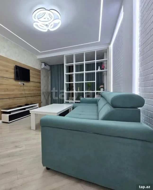 Kirayə verilir 2 otaqlı yeni tikili 72 m²