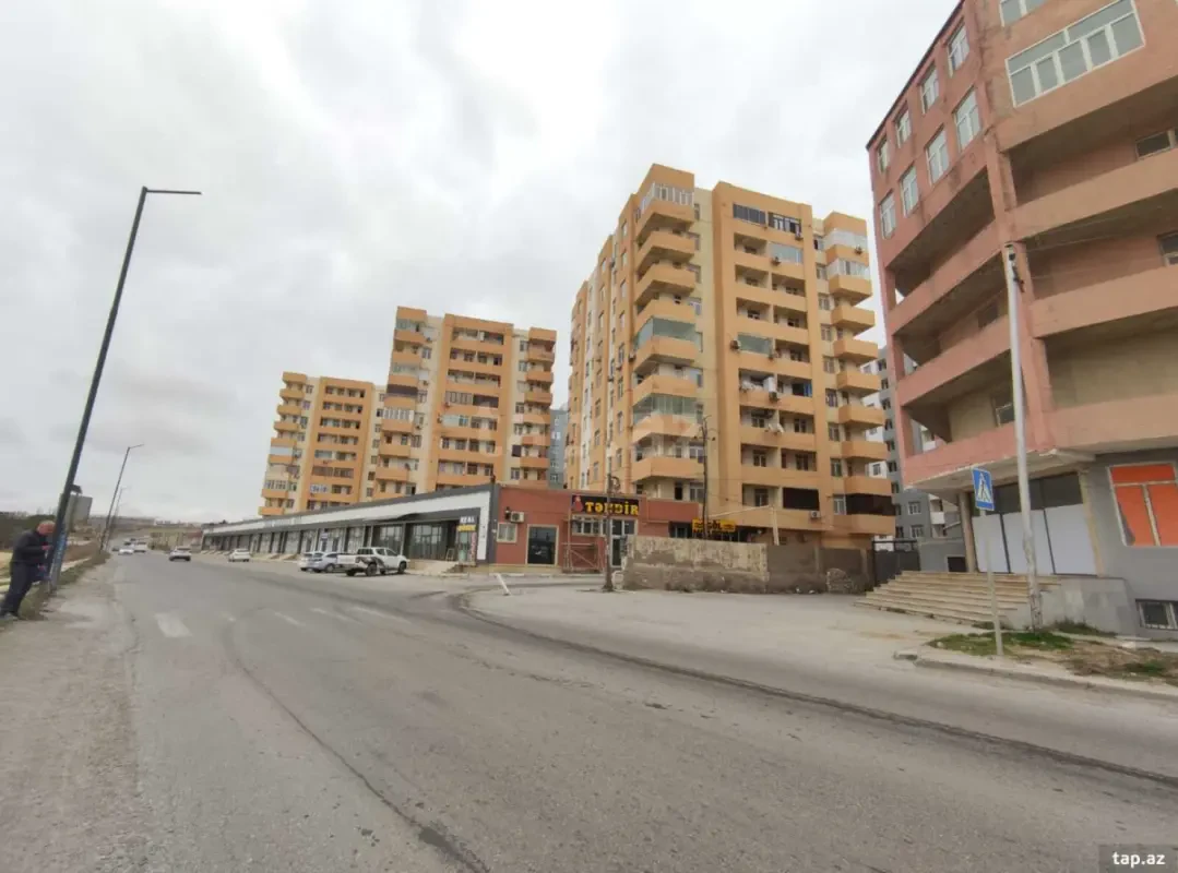Satılır 2 otaqlı yeni tikili 60 m²