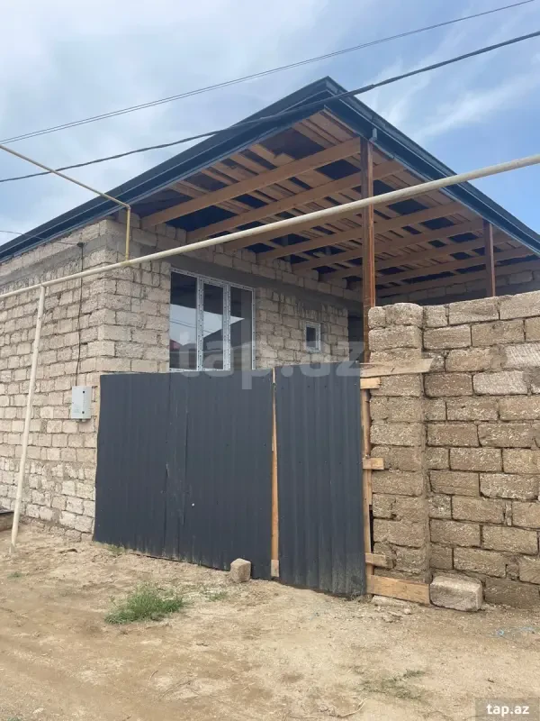 Satılır 3 otaqlı həyət evi 90 m²