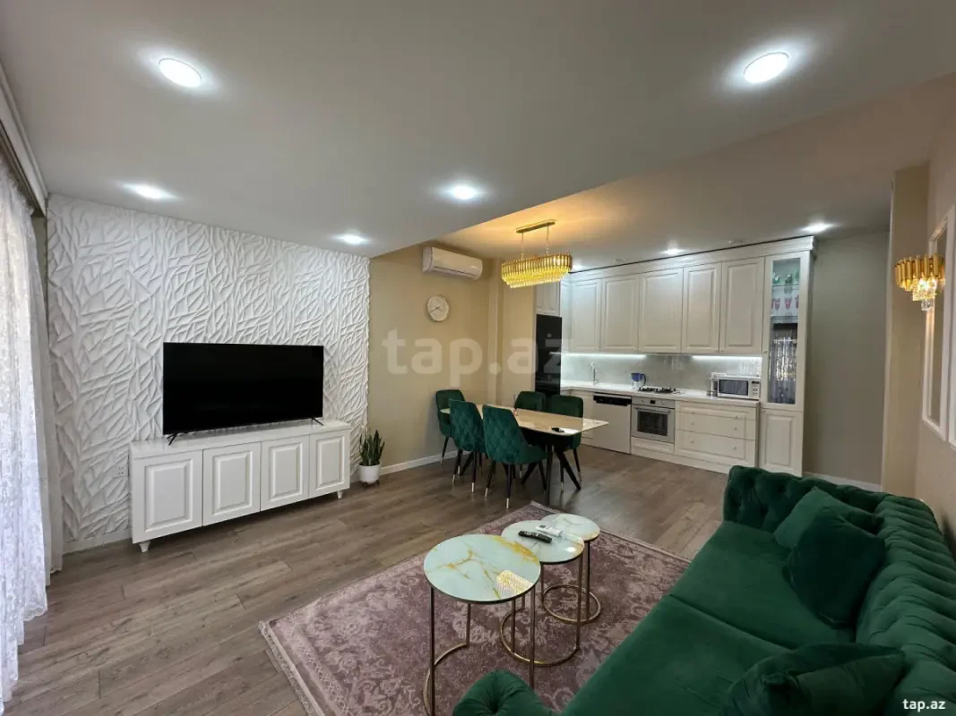 Satılır 3 otaqlı yeni tikili 110 m²