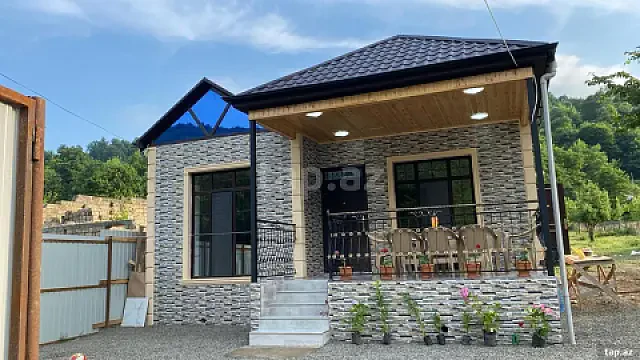 Kirayə verilir 3 otaqlı həyət evi 90 m² — Lerik 3 otaq 90.00 m²