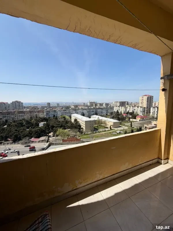 Kirayə verilir 3 otaqlı yeni tikili 85 m²