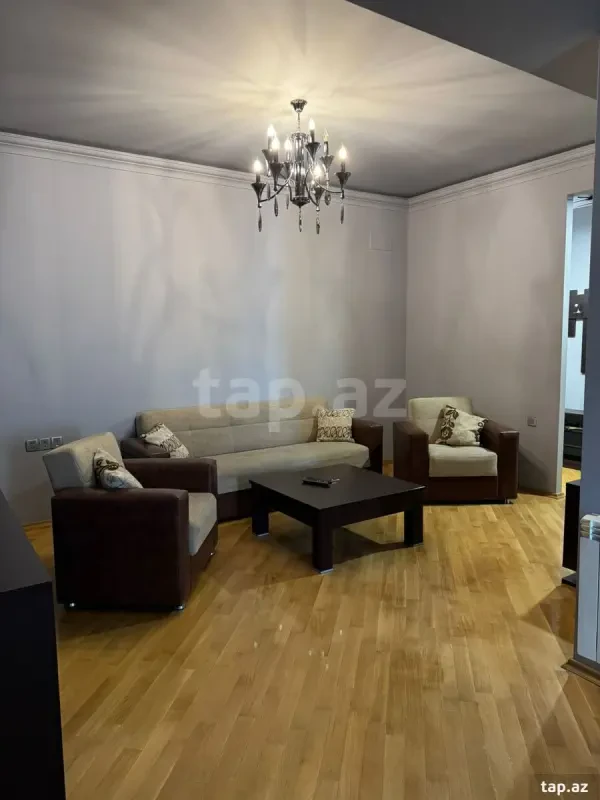Kirayə verilir 3 otaqlı yeni tikili 115 m²