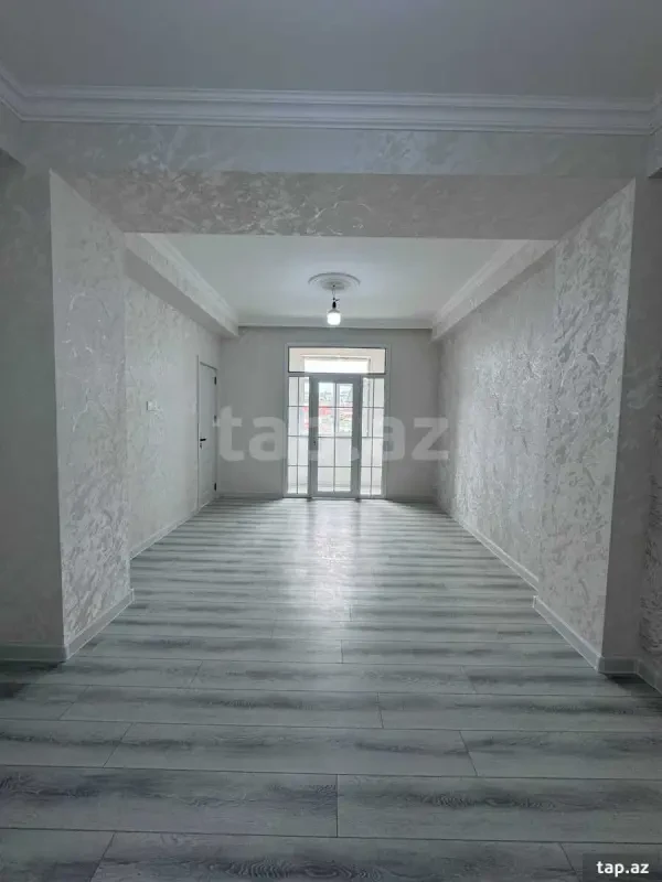 Satılır 3 otaqlı yeni tikili 73 m²