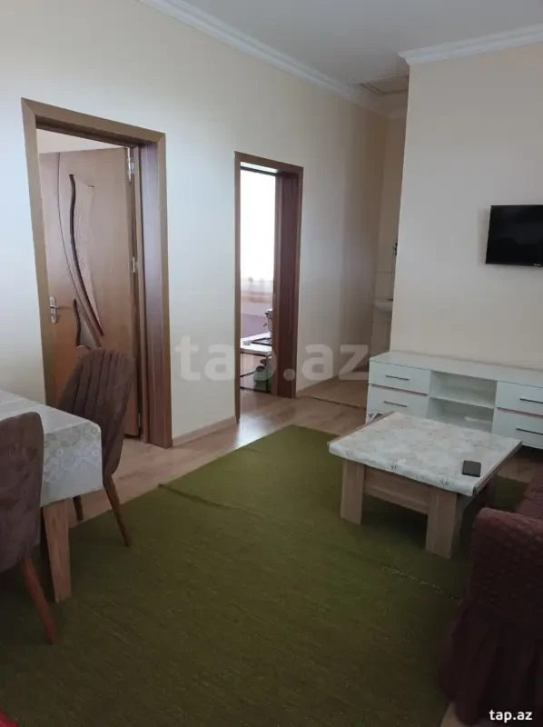 Kirayə verilir 2 otaqlı həyət evi 65 m²