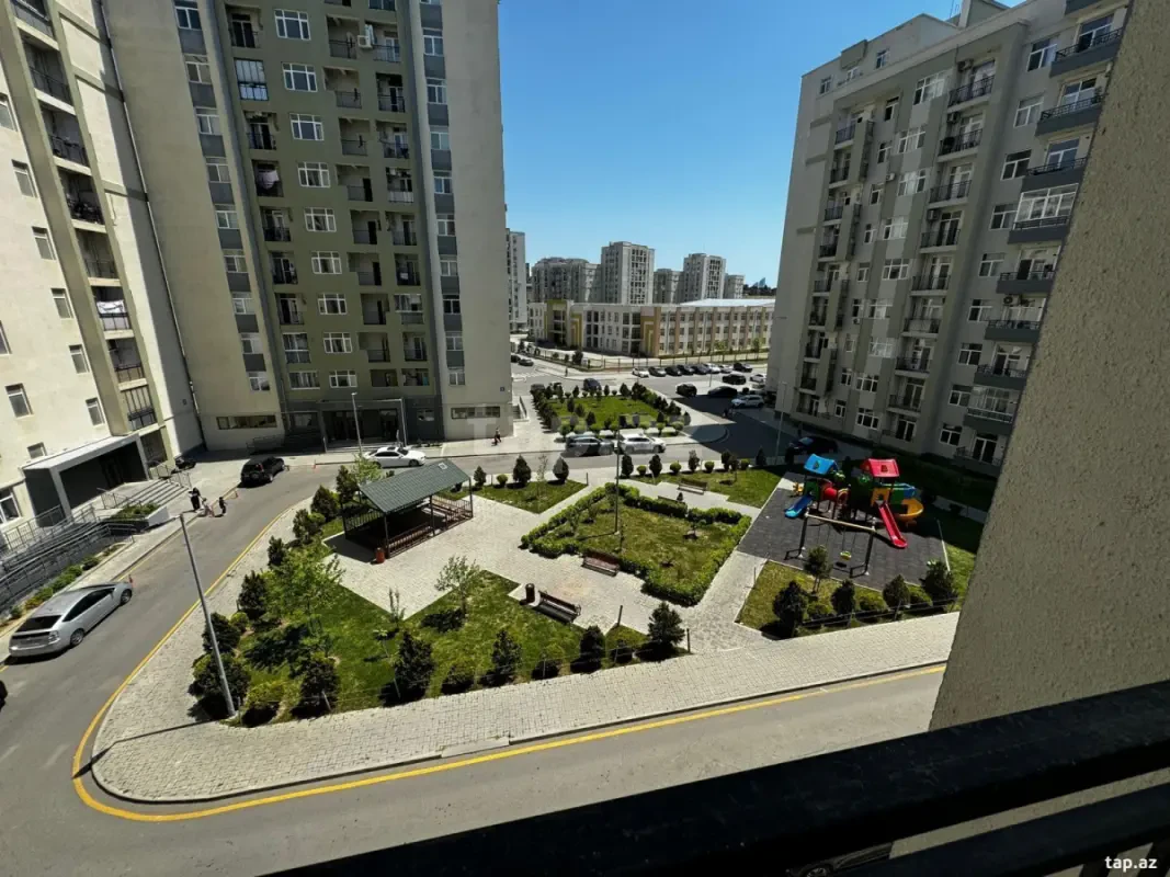 Kirayə verilir 3 otaqlı yeni tikili 75 m²