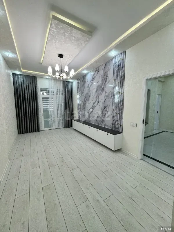 Satılır 3 otaqlı yeni tikili 85 m²