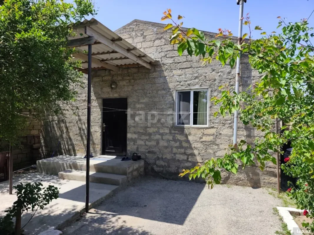 Satılır 3 otaqlı həyət evi 90 m²