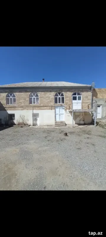 Satılır 4 otaqlı həyət evi 15 m²