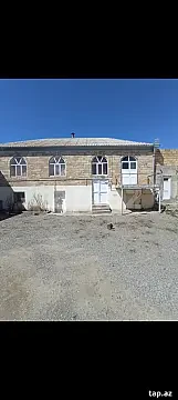 Satılır 4 otaqlı həyət evi 15 m² — Gədəbəy 4 otaq 15.00 m²