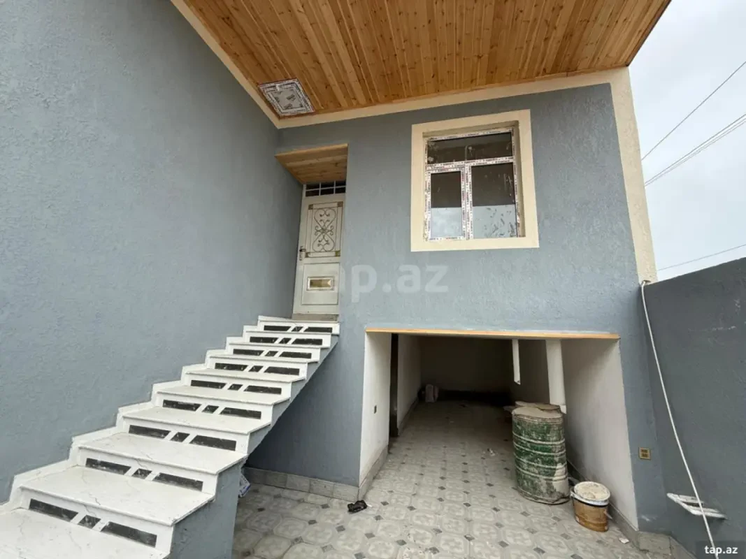 Satılır 3 otaqlı həyət evi 100 m²