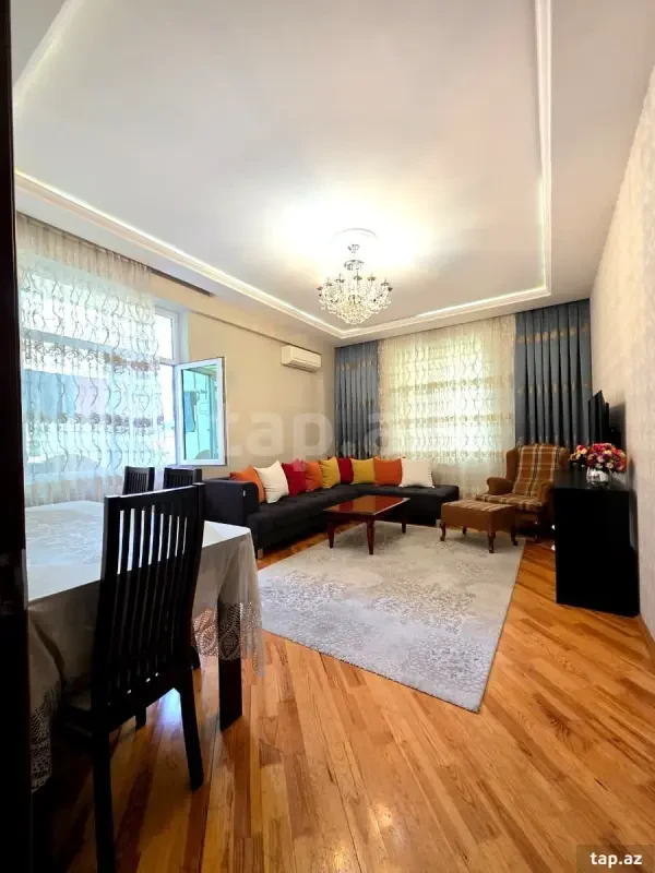 Satılır 2 otaqlı yeni tikili 56 m²