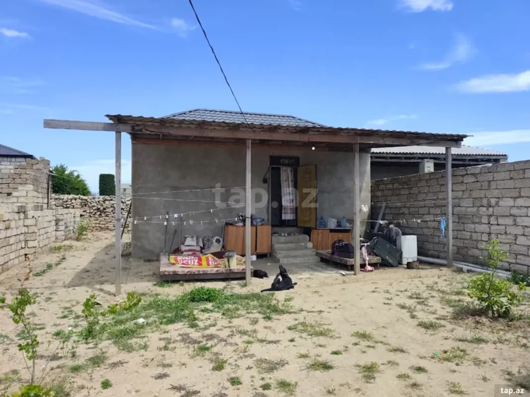 Satılır 1 otaqlı həyət evi 25 m²