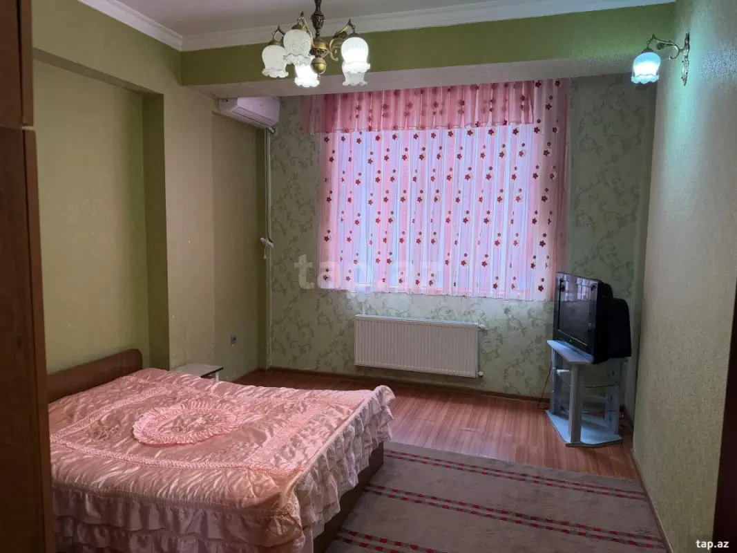 Kirayə verilir 2 otaqlı yeni tikili 65 m²