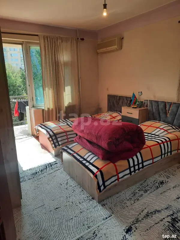 Satılır 1 otaqlı mənzil 40 m²