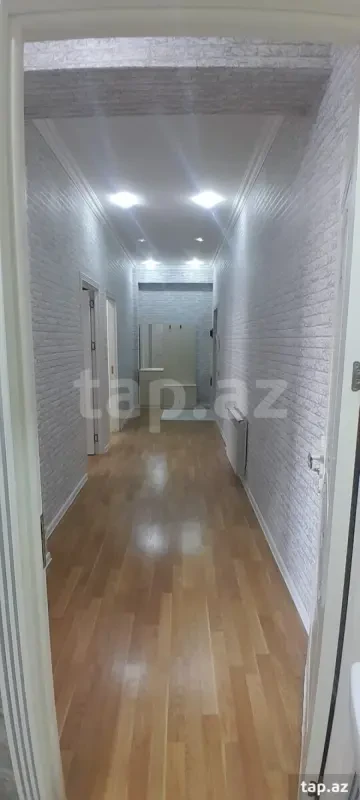 Kirayə verilir 2 otaqlı yeni tikili 85 m²
